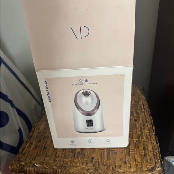 NEW!! Vanity Planet Senia Facial Steamer - White and Rose Gold - Picture 1 of 6